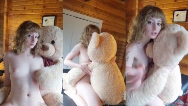 Karra - Riding Teddy Bear Toy