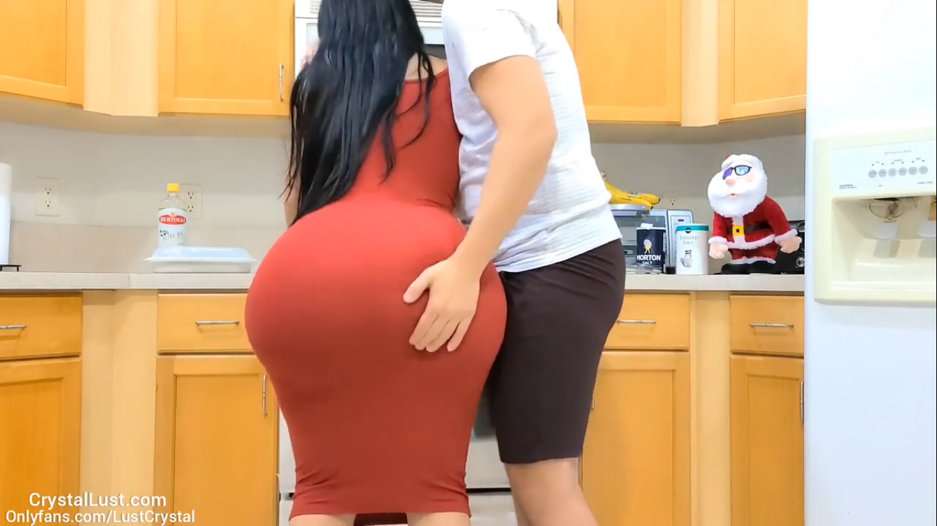 Crystal Lust - Getting Fucked in The Kitchen
