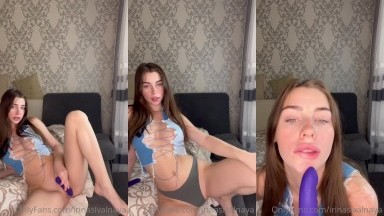 Irina Sivalnaya - Bedroom Dildo Masturbate